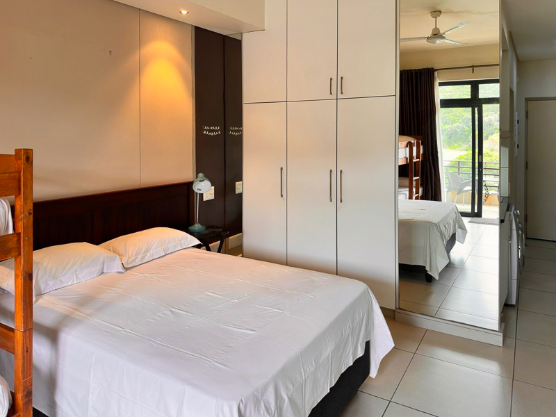 The Heroldsbay 607 studio