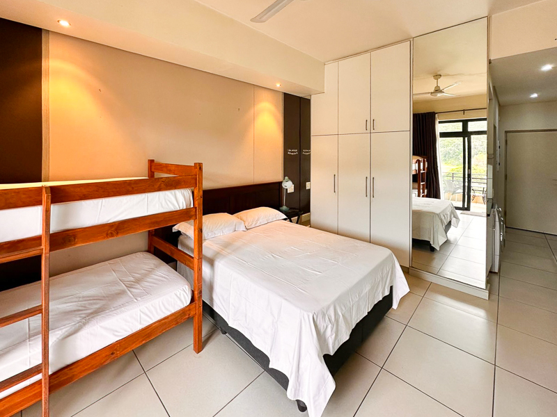 The Heroldsbay 607 studio
