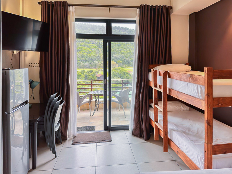 The Heroldsbay 607 studio