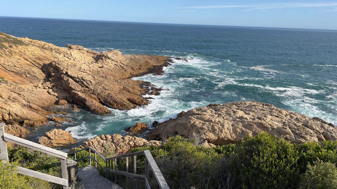 OUBAAI GOLF ESTATE