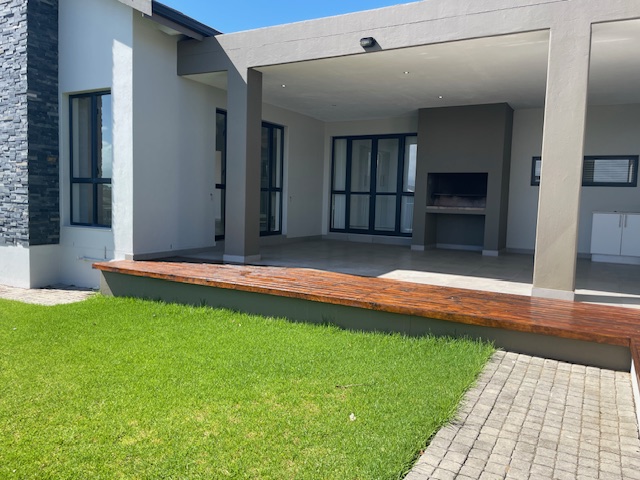 OUBAAI GOLF ESTATE