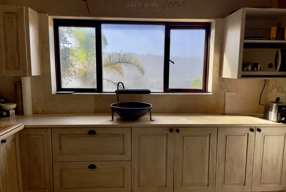 4 BEDROOM HOUSE WILDERNESS