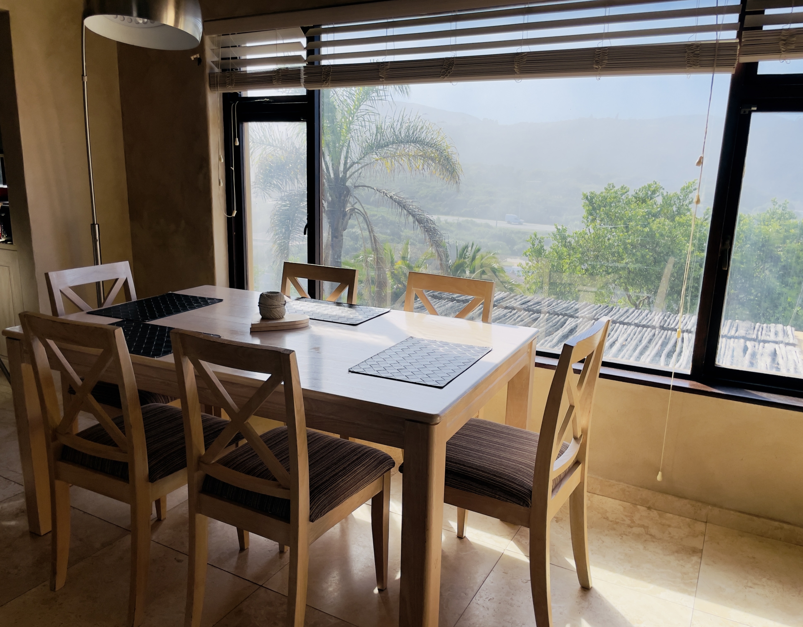 4 BEDROOM HOUSE WILDERNESS