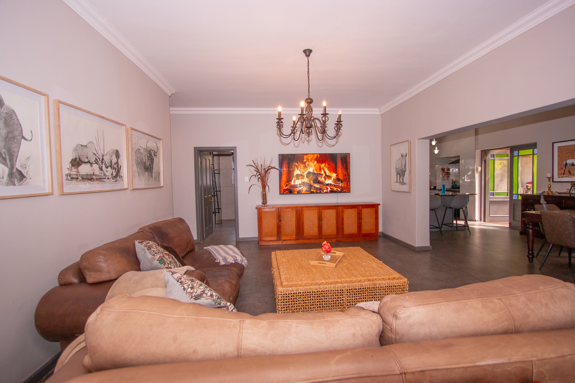 BLANCO INCOME GENERATING 4 BEDROOM HOME