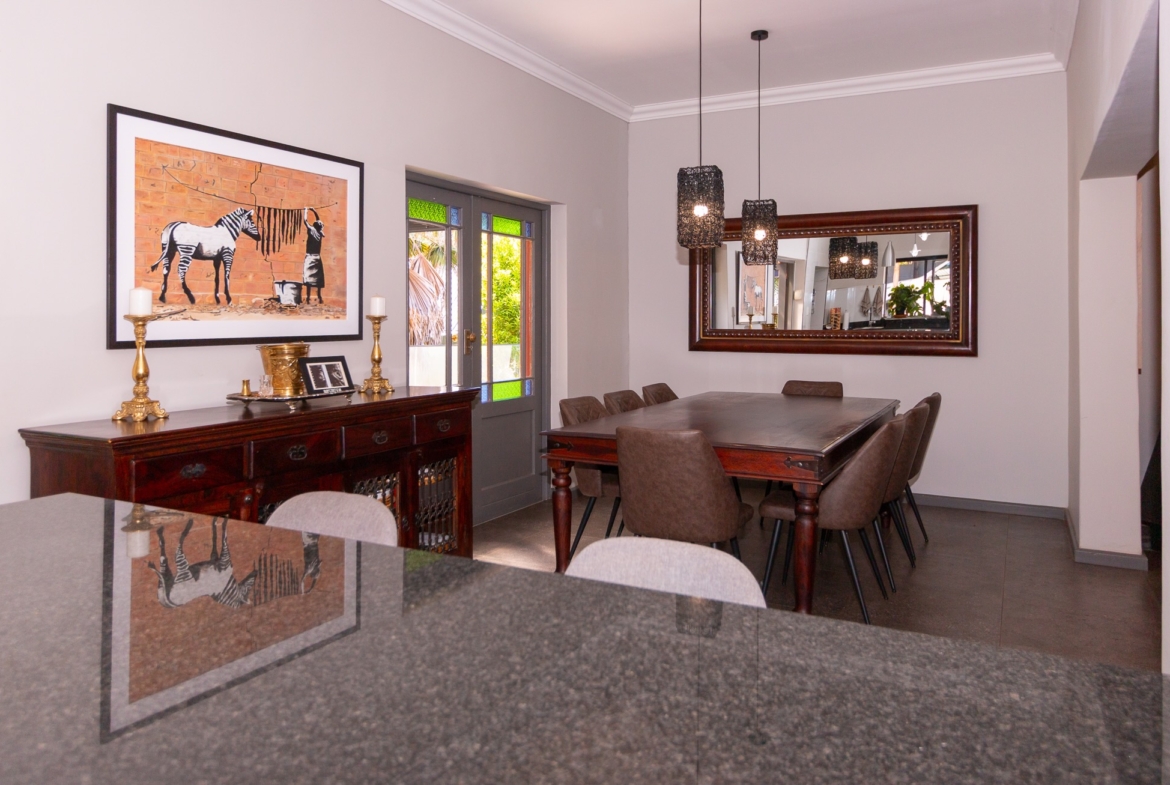 BLANCO INCOME GENERATING 4 BEDROOM HOME