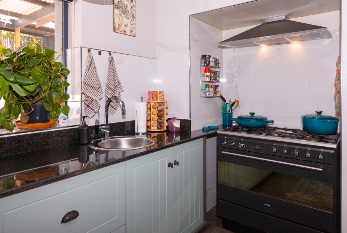 BLANCO INCOME GENERATING 4 BEDROOM HOME