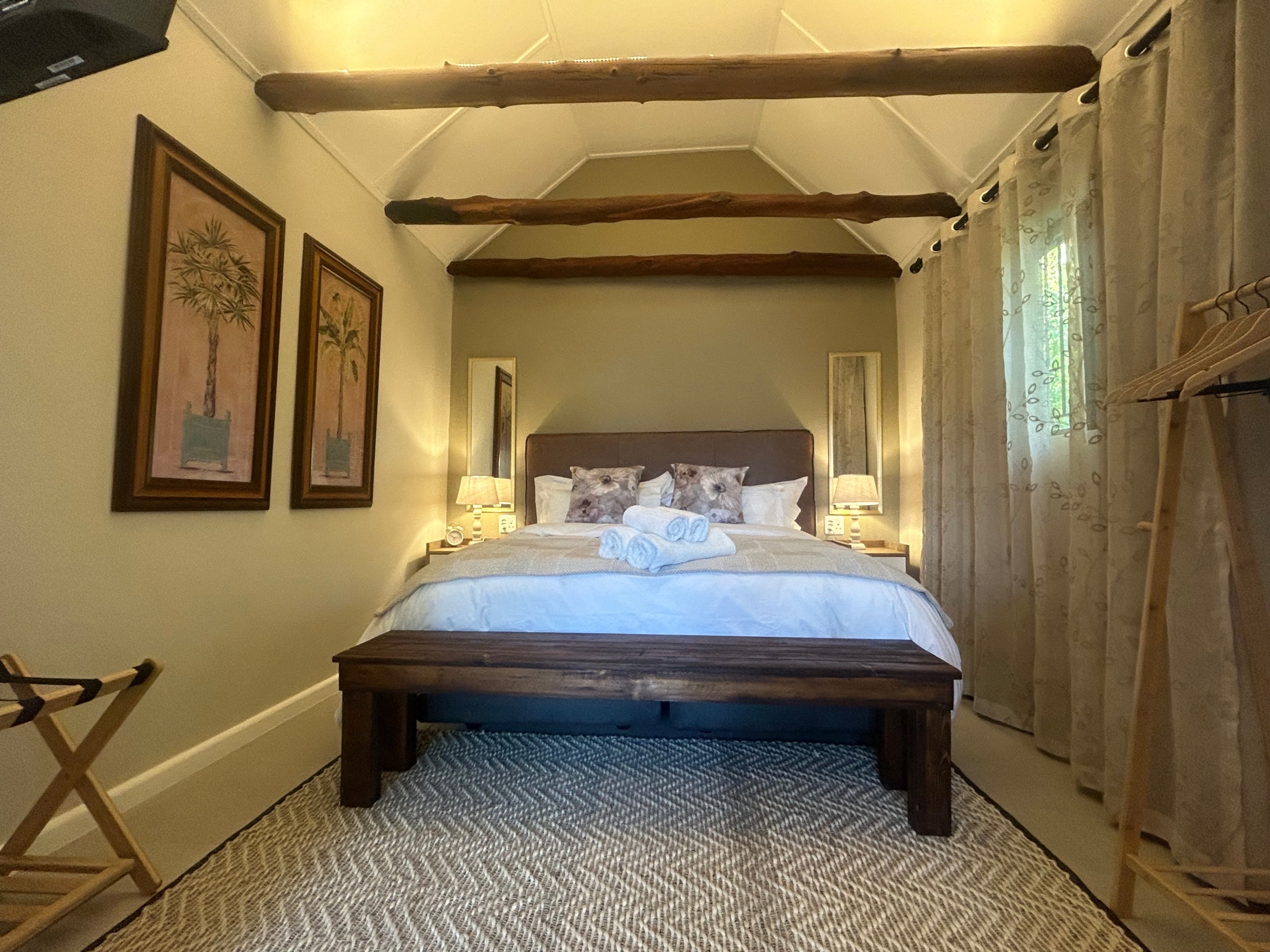 BLANCO INCOME GENERATING 4 BEDROOM HOME