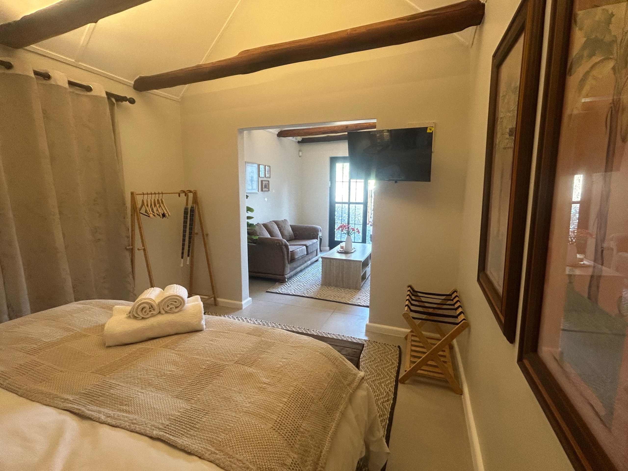 BLANCO INCOME GENERATING 4 BEDROOM HOME