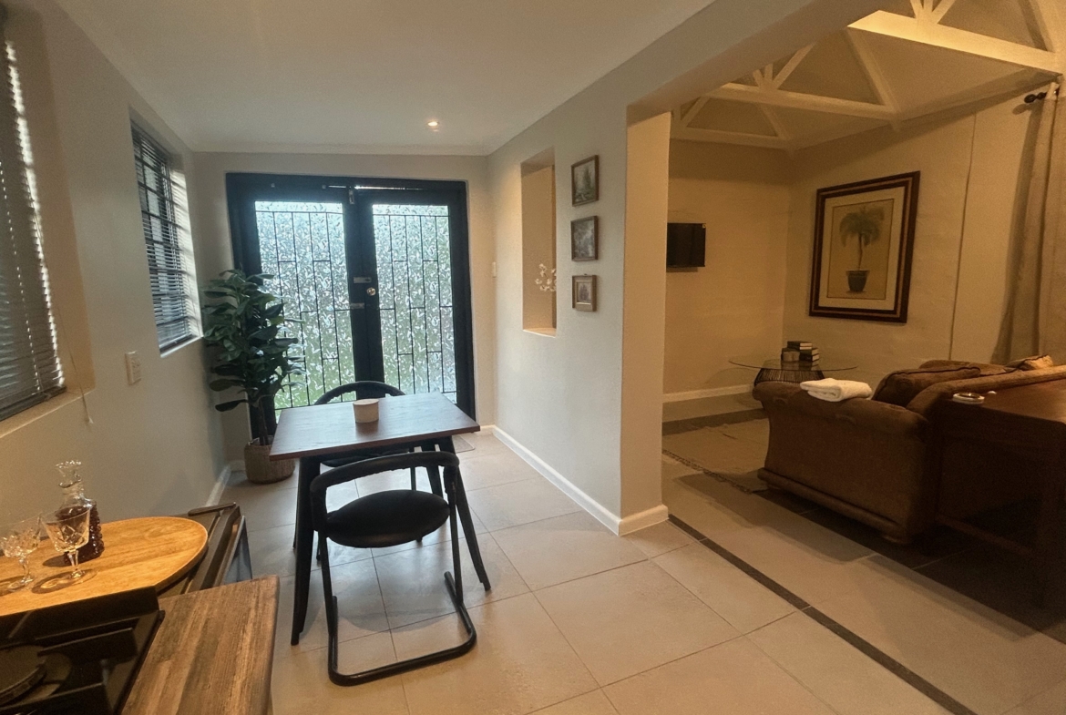 BLANCO INCOME GENERATING 4 BEDROOM HOME