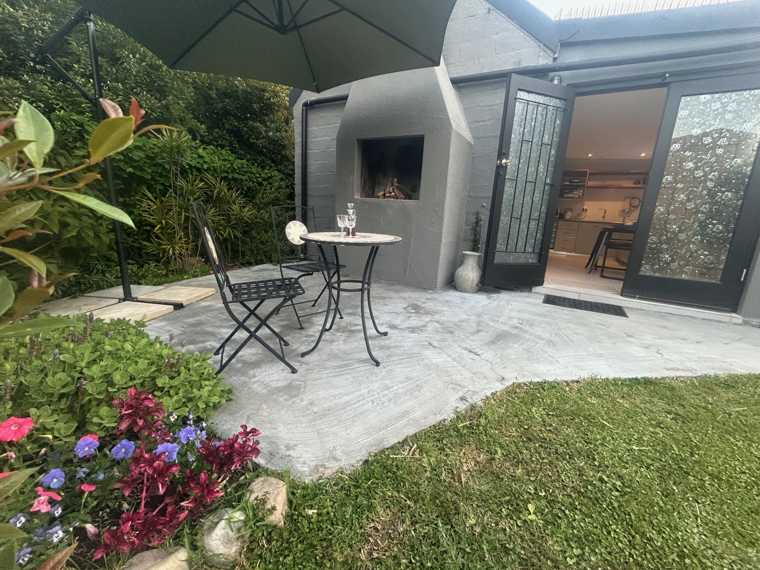 BLANCO INCOME GENERATING 4 BEDROOM HOME