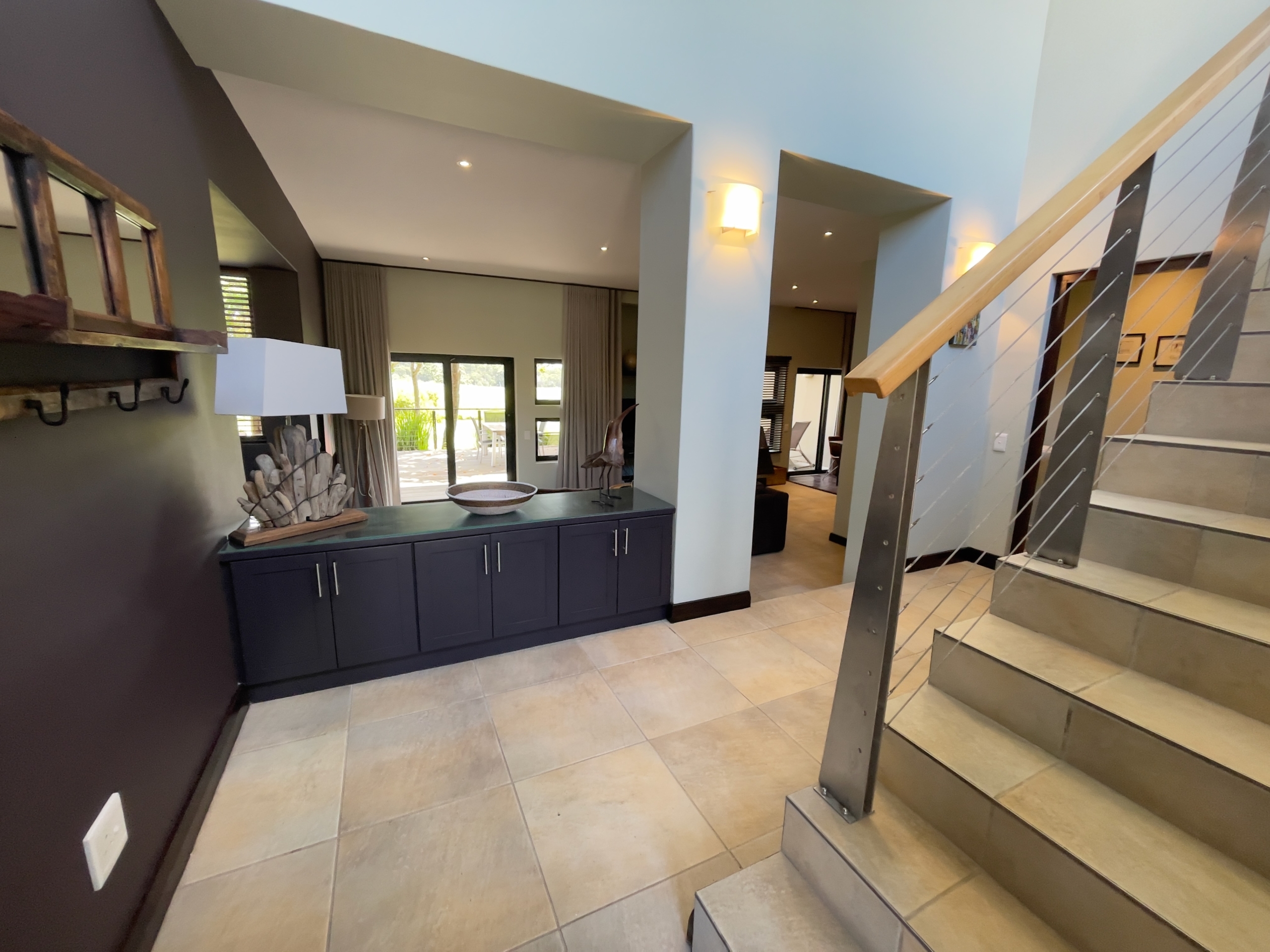 OUBAAI GOLF ESTATE HOLIDAY RENTAL