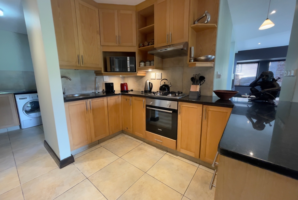 OUBAAI GOLF ESTATE HOLIDAY RENTAL