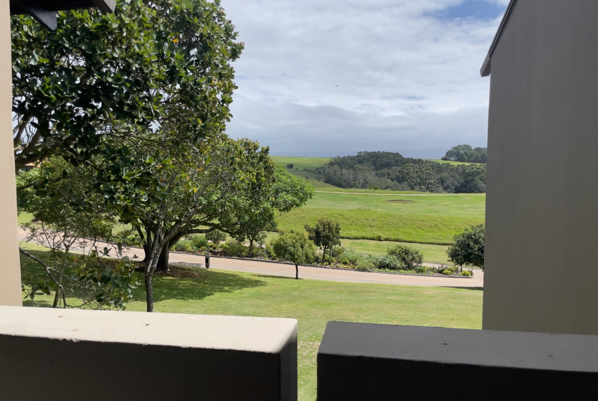 OUBAAI GOLF ESTATE HOLIDAY RENTAL